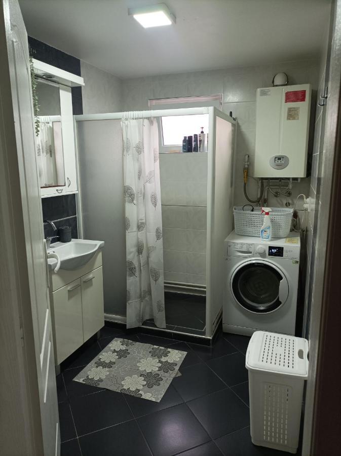 Ariana Apartman Kragujevac Exteriör bild