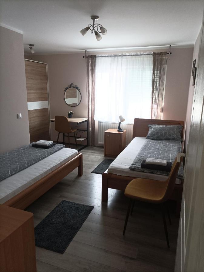 Ariana Apartman Kragujevac Exteriör bild
