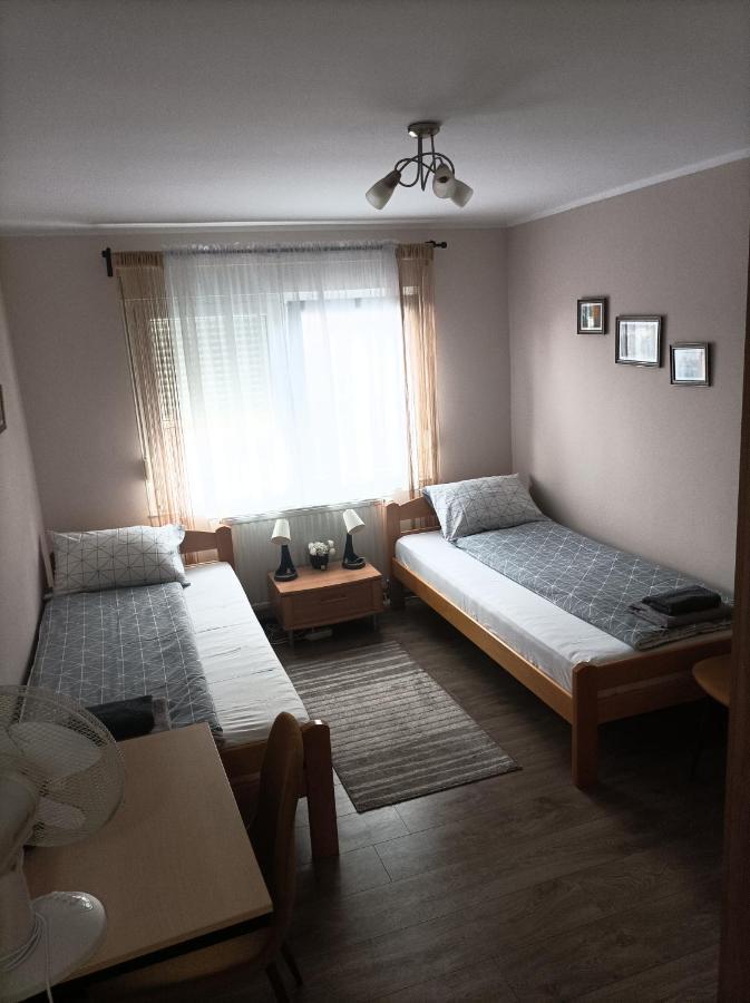 Ariana Apartman Kragujevac Exteriör bild