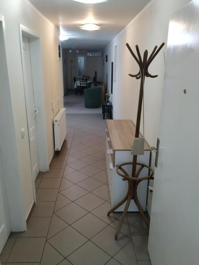 Ariana Apartman Kragujevac Exteriör bild
